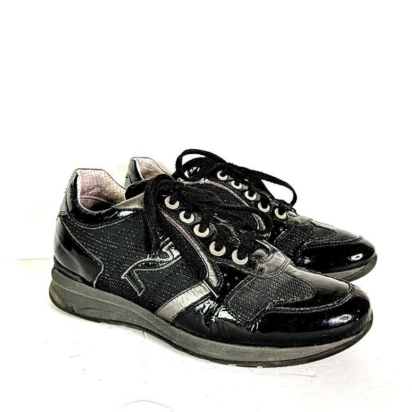 Nero Giardini Black Patent Leather Sneaker Trainer Shoe Women Size 39 US 8.5 - Picture 1 of 10